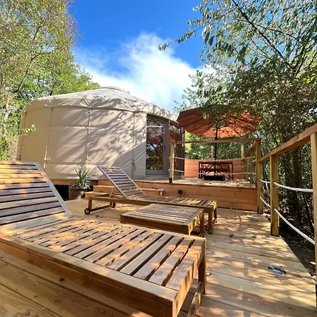 Yourte Avec Jacuzzi Luxuszelt Belloc